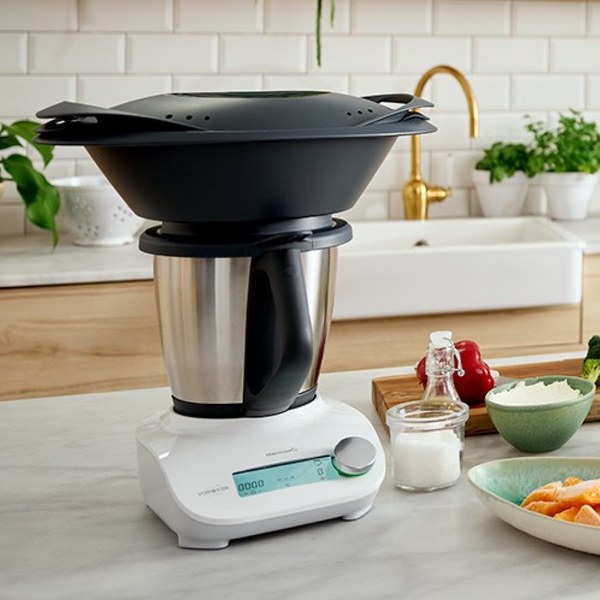 Thermomix Friend enters the food processor market