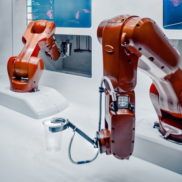 The Thermomix TM8: an intelligent and ultra-connected futuristic robot