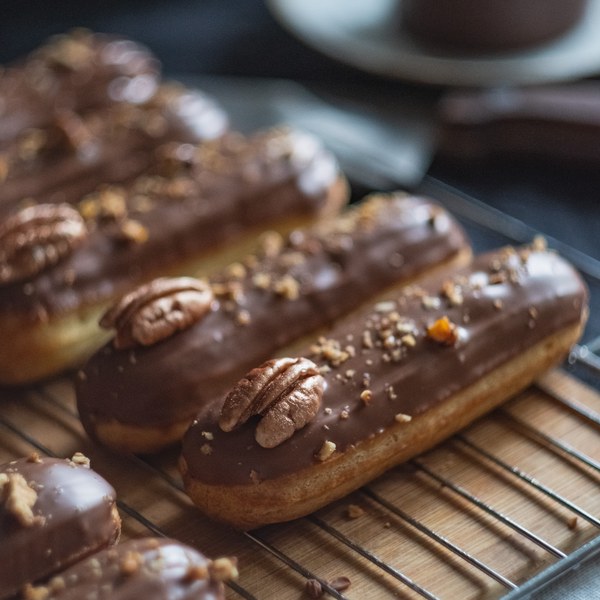 Chocolate eclairs