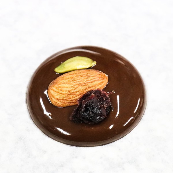 Dried fruit beggars