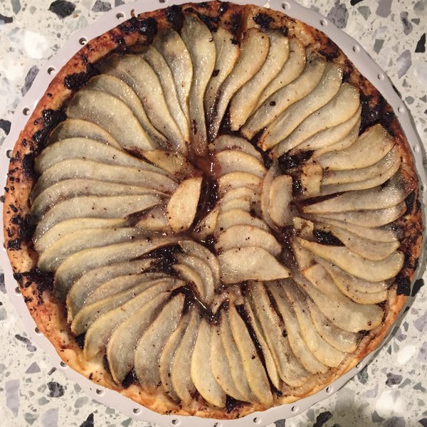 Pear and chocolate pie