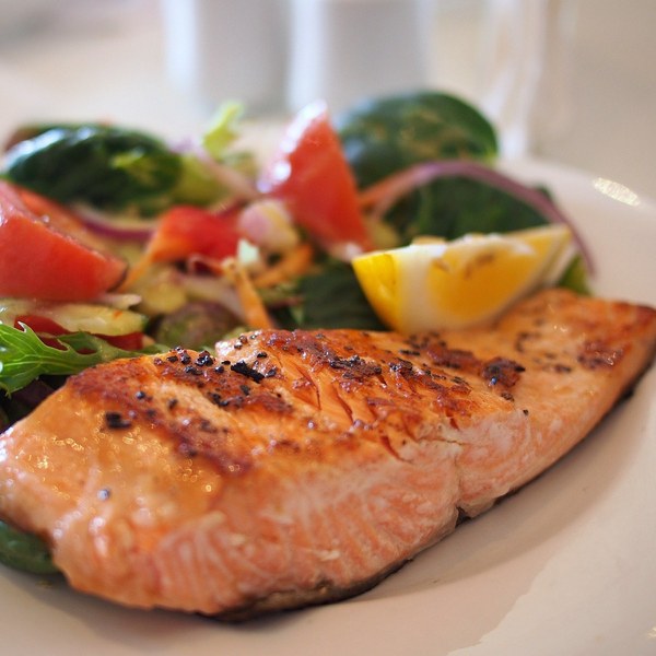 Salmon on shallots