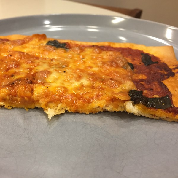 Super fast pizza pesto